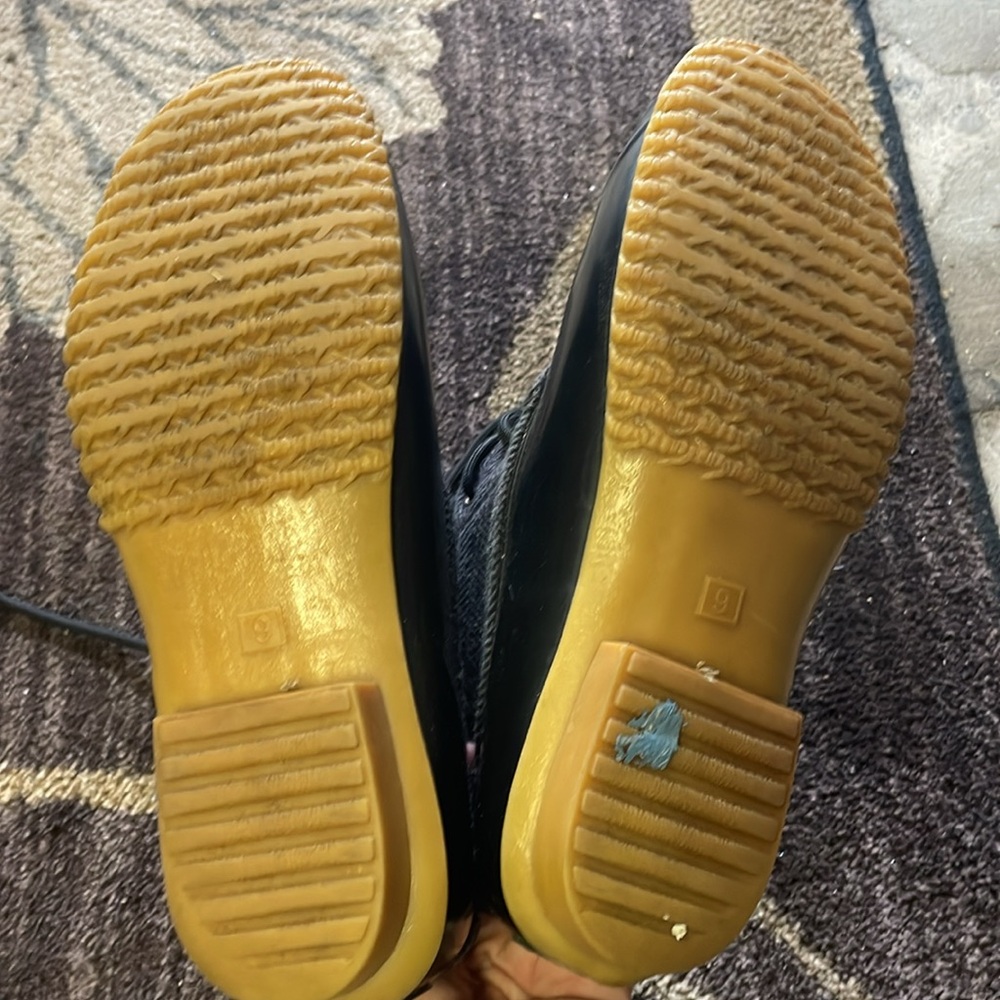 Used - Picture 8 of 8